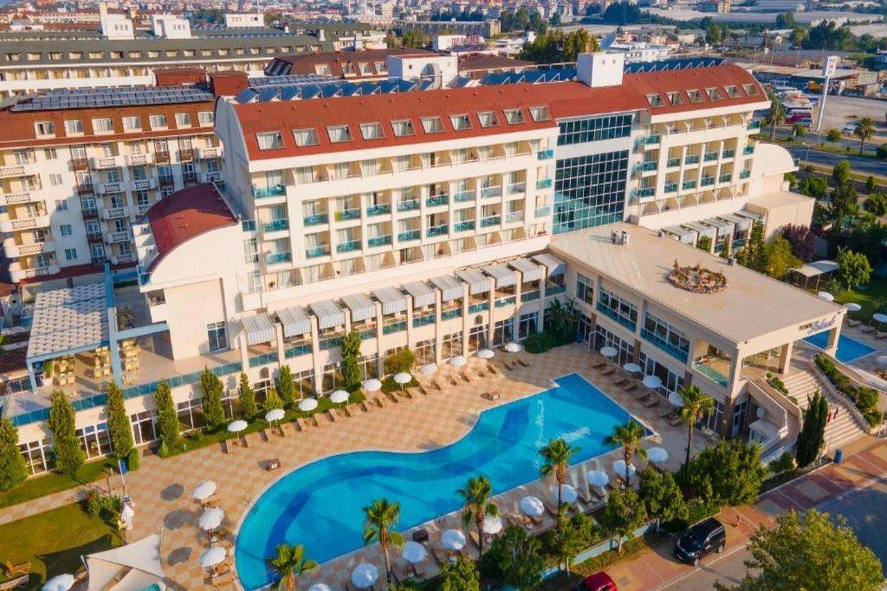 קונאקלי Titan Select Hotel מראה חיצוני תמונה