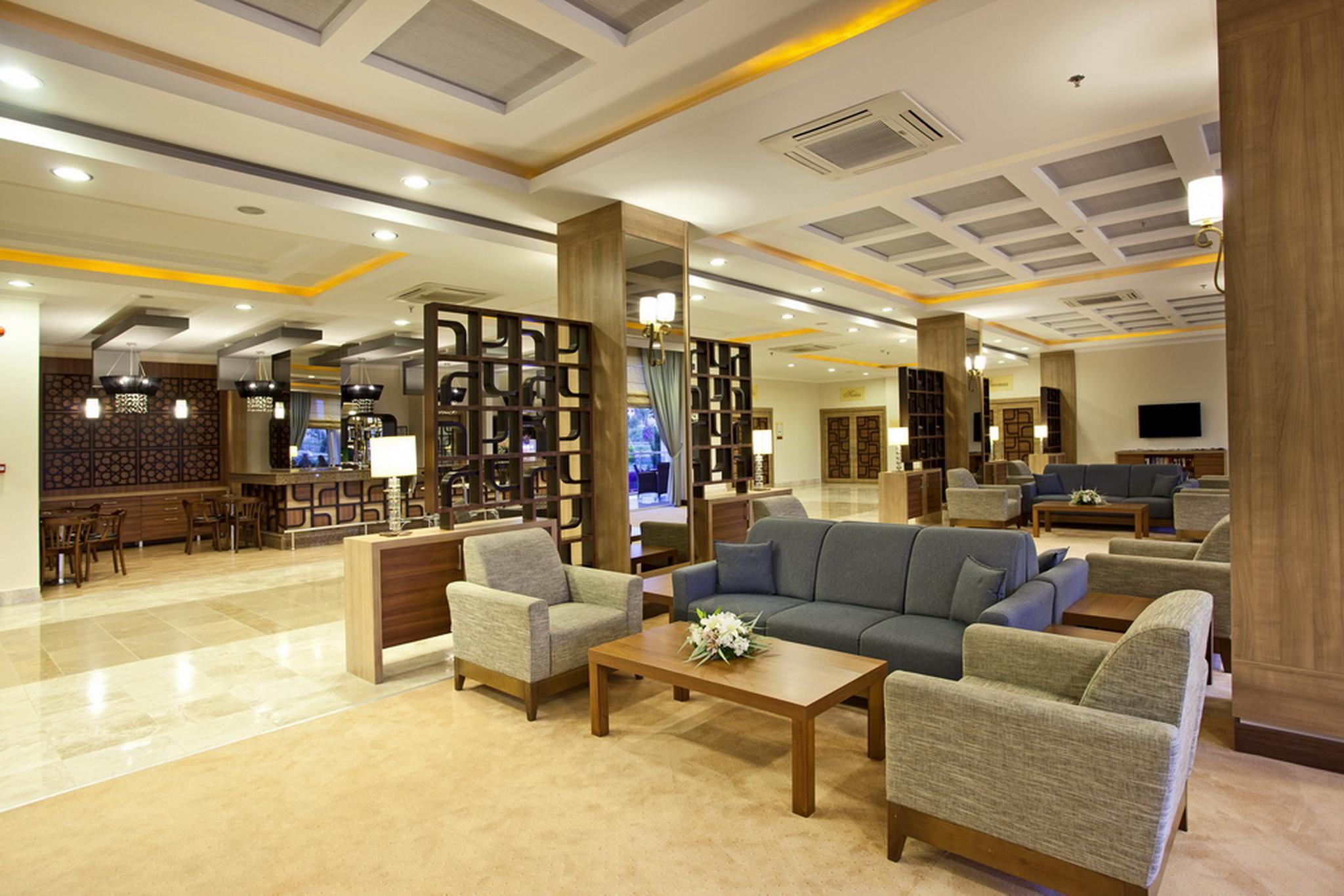 קונאקלי Titan Select Hotel מראה חיצוני תמונה