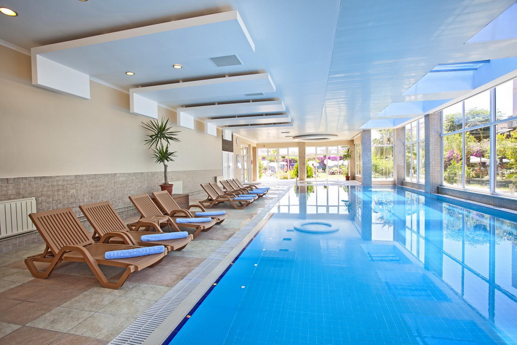 קונאקלי Titan Select Hotel מראה חיצוני תמונה
