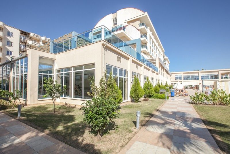 קונאקלי Titan Select Hotel מראה חיצוני תמונה